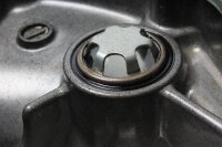 Cache-moteur, cache-embrayage (droit), indicateur de niveau dhuile Honda CB 1300 SC40 98-02