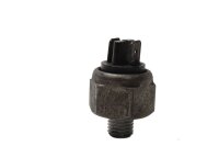 Bromsljusbrytare fram, hydraulisk gängad anslutning...