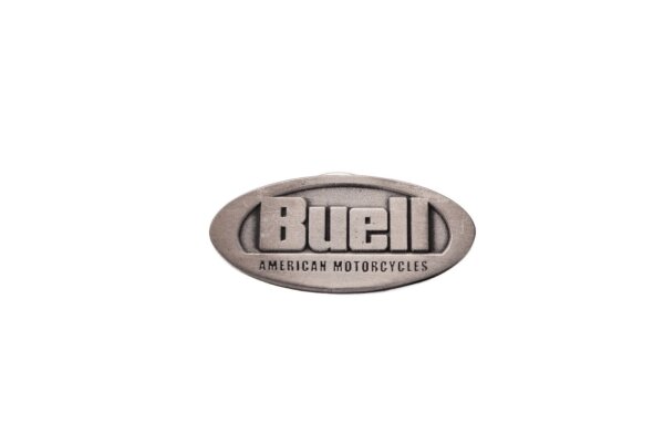 Insignia con logotipo, emblema, color negro y plateado. Buell universell