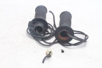 Manopole riscaldate elettricamente, sinistra e destra, per il manubrio. BMW R 1100 RT 259 0413 96-01