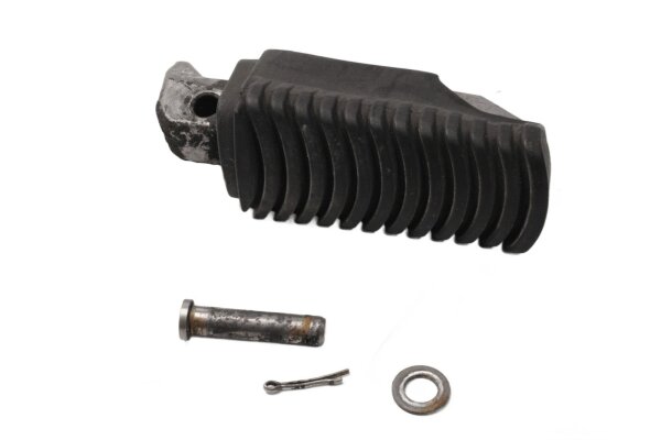 Fastgørelsesbolt for gummipude bagest til højre fodstøtte BMW F 800 GS E8GS 0219 08-12