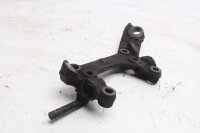 Päätelineen pidikkeen kiinnitys jalustalle BMW K 1100 RS K589 0522 92-96