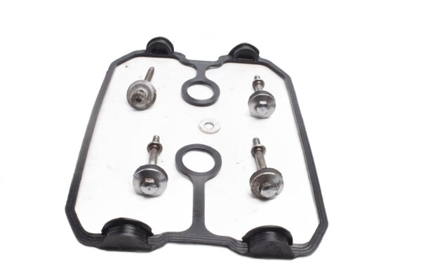 Förgasarlockspackning vänster skruvar Honda ST 1100 Pan European SC26 90-01