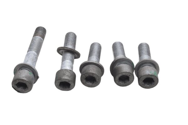 Motorsteunschroevenset, zeskantkop, verzinkt BMW K 1100 RS K589 0522 92-96
