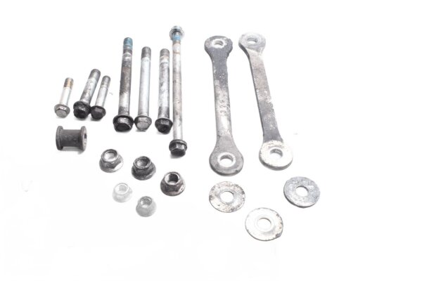 Frame mounting kit, screws, spacers Suzuki GSF 1200 Bandit WVA9 01-05