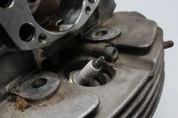 Culata, tapa de válvulas, guía de escape Ducati Monster 600 Dark ZDM300AA 98-01