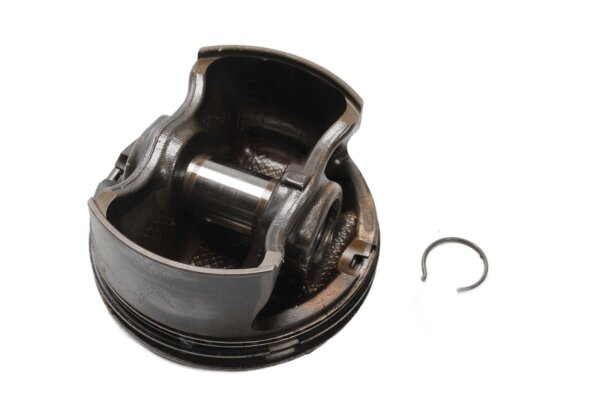 Pistone completo di spinotto e fasce elastiche. BMW F 800 ST K71 0234 06-12