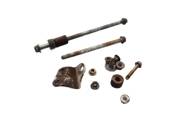 Mounting bracket, bolts, and screws set for engine mount Honda XRV 750 Africa Twin RD04 90-92