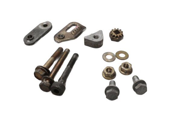 Laturin kiinnitysruuvien kiinnike BMW R 1100 GS 259 0409 93-99