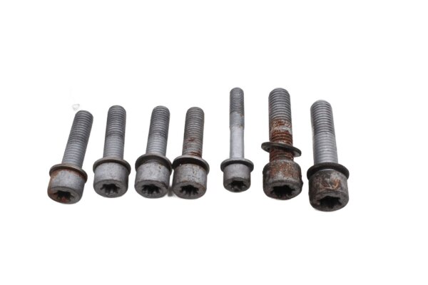 Ruuvisetin runkokiinnitys BMW R 1200 GS K25 0307 R12 04-07
