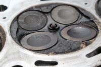 Sylinterikansi, venttiilikoppa, venttiilinohjain, palotila BMW K 1200 R K43 0594 05-08