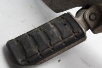 Höger fotstödsenhet, bromspedal, behållare Honda ST 1100 Pan European SC26 90-01