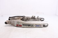 Takahaarukka, takapyörän kiinnitys, ketjusuojus, ketjunohjainkisko Yamaha YZ 426 F 02-02