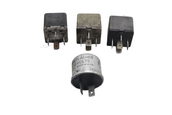 Knipperlichtrelais, startrelais, 12V elektrisch systeem Moto Guzzi California III VW 87-93