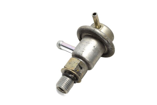 Bränsletrycksregulator, insprutningssystem, styrventil Honda VFR 800 FI RC46 98-01