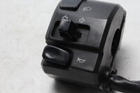 Schakelaar links op het stuur voor verlichting, richtingaanwijzers en claxon. KTM Duke 690 690DUKE/10 10-11