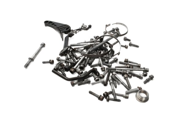 Skruvsats för motormonteringsplattans klämmor BMW K 1200 R K43 0594 05-08