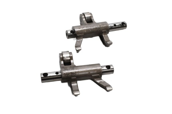 Rocker arm set camshaft exhaust intake KTM Duke 690 690DUKE/12 12-13