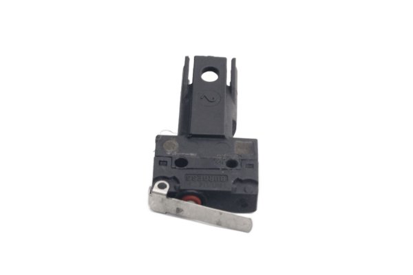 Etujarruvalon kytkimen mikrokytkin BMW R 1200 GS K25 0307 R12 04-07