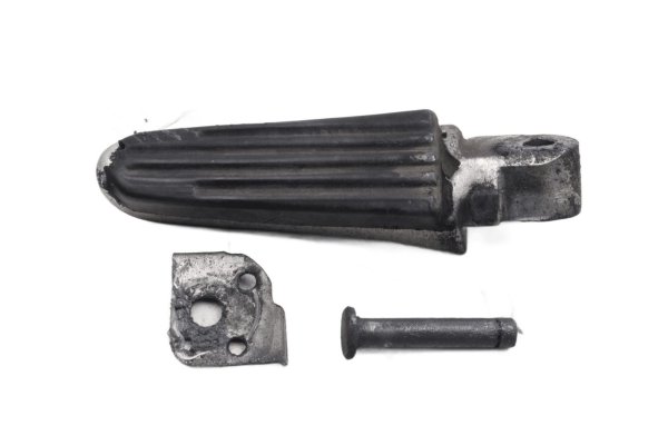 Rear left passenger footrest, rubber step Suzuki GSX 1200 Inazuma A3 98-02