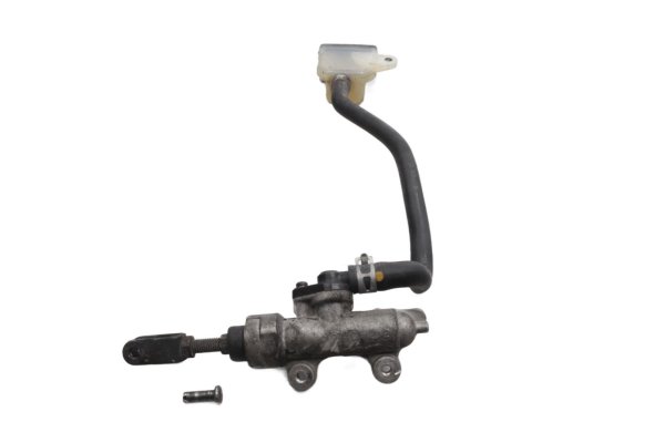 Rear brake pump, right master brake cylinder Suzuki GSX 1200 Inazuma A3 98-02
