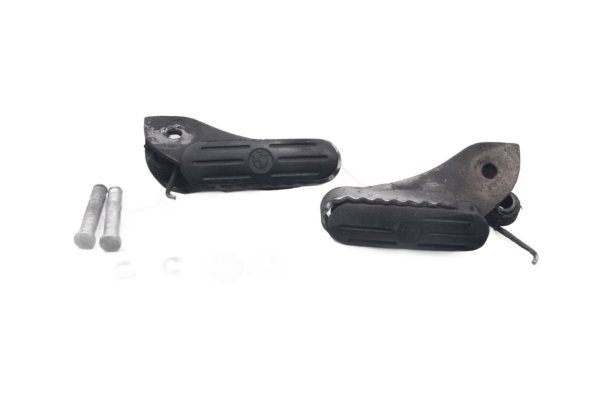 Front left and right footrests with rubber pads BMW R 1200 GS DOHC R12 K25 0450 10-12