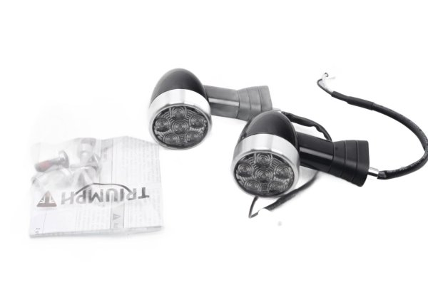 LED Blinker Set hinten links rechts Universal schwarz silber Triumph universell