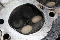 Cylinder head, valve cover, valves Honda CB 900 FB Boldor SC01/81 81-81