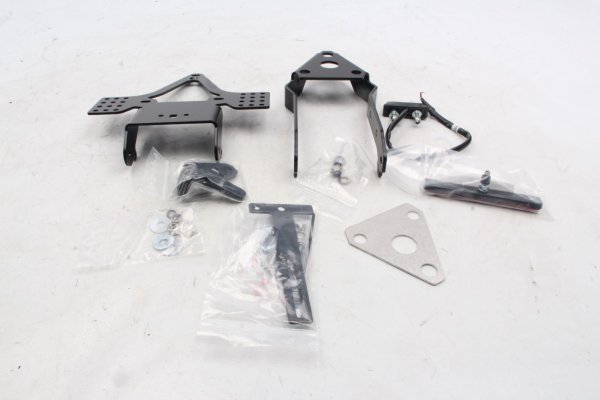 Kennzeichenhalter Rückstrahler LED Beleuchtung Satz Triumph Daytona 660 25-25