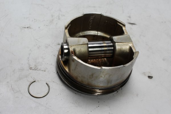 Pistón con pasador y anillos, conjunto de pistón Triumph Speed Triple 955 T509 509 99-01