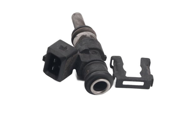 Ruiskutussuutin, injektori, polttoaineventtiili BMW K 1300 GT K44 0538 09-11