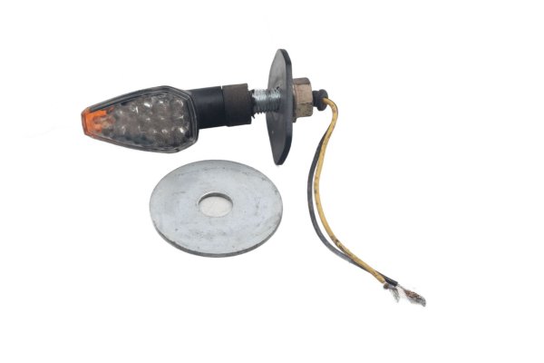 LED-vilkku oikeassa edessä musta keltainen Suzuki GSF 1200 S Bandit WVA9/S 01-05