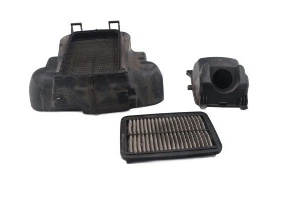 Ilmansuodatinlaatikon suodatinelementti 13700-31F10 Suzuki GSF 1200 S Bandit WVA9/S 01-05