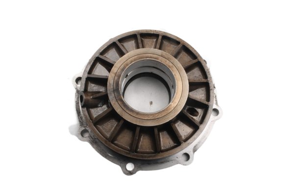 Lagerbevestiging achteraan de krukasflens Moto Guzzi California III VW 87-93