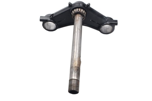 Onderste vorkkroon, lagerbevestiging stuurbuis Moto Guzzi California III VW 87-93