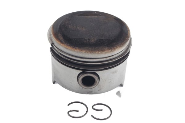 Zuiger met borgringen, linker cilinder Moto Guzzi California III VW 87-93