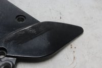 Piastra di montaggio della staffa del poggiapiedi, anteriore sinistra, 1998 Kawasaki ZR 7S ZR750F H 01-04