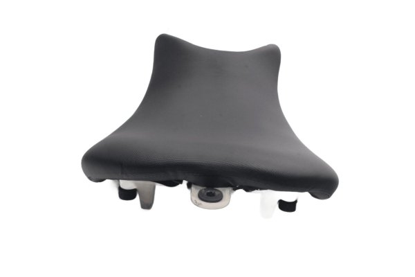 Etuistuimen kuljettajan istuin F 280414 Suzuki GSX-R 1000 R L7/L8/L9 (EURO 4) DM11G 17-21