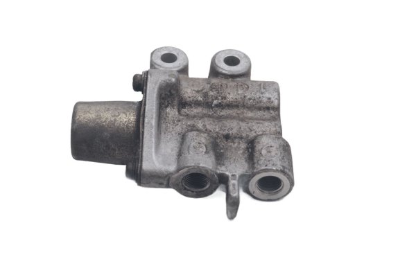 Brake pressure distributor valve distributor block Honda XL 1000 V SD01 99-00