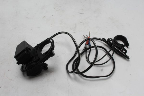 Porte-fusible, prise USB, port de charge, batterie Kawasaki ZR 7S ZR750F H 01-04