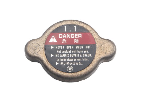Radiator cap pressure 1.1 bar, valve closure Honda XL 1000 V SD01 99-00