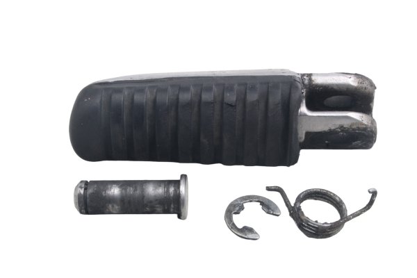 Front right drivers footrest, pedal pad Kawasaki ZR-7S ZR750F/H 01-04