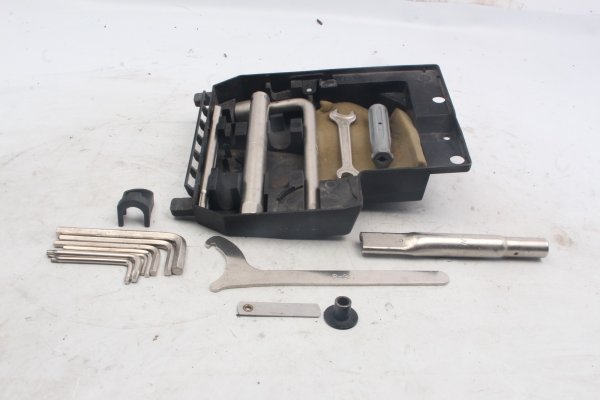 Set di attrezzi di bordo, cassetta degli attrezzi, set di attrezzi BMW R 1150 GS R21 0415 99-04