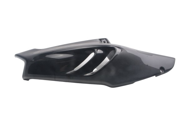 Oikea takasivupaneeli Honda CBR 900 RR SC33 96-97