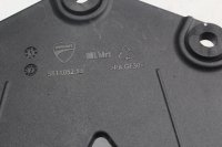 Achterkant van de afdekking van de kentekenplaathouder Ducati Diavel 1200 18-18