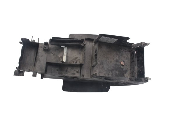 Takalokasuojan roiskesuoja Honda CBR 900 RR SC33 96-97