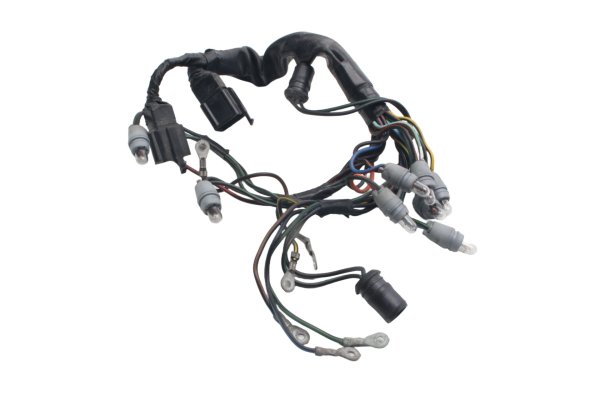 Johtosarja ohjaamossa, nopeusmittari, mittariston valaistus Honda CBR 900 RR SC33 96-97