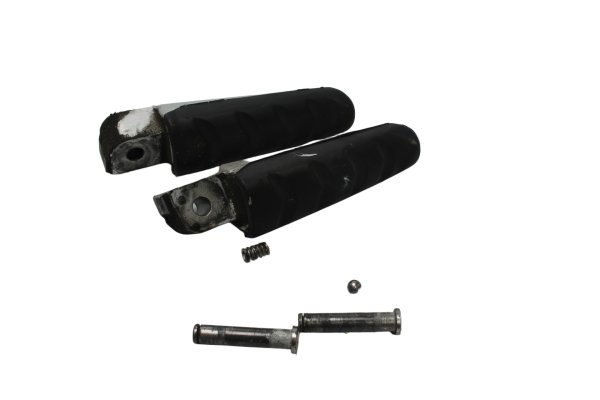 Matkustajan jalkatuen kumi, taka vasen oikea BMW R 1200 R R1ST K27 0378 07-10