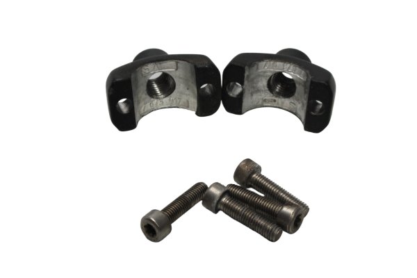 Ohjaustangon kytkimen puristimet vasen oikea BMW R 1200 R R1ST K27 0378 07-10