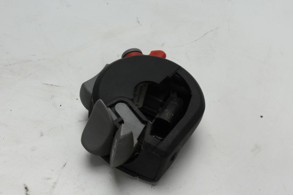 Oikea ohjaustangon kytkin, lämmitettävä kahva, käynnistin BMW R 1200 R R1ST K27 0378 07-10